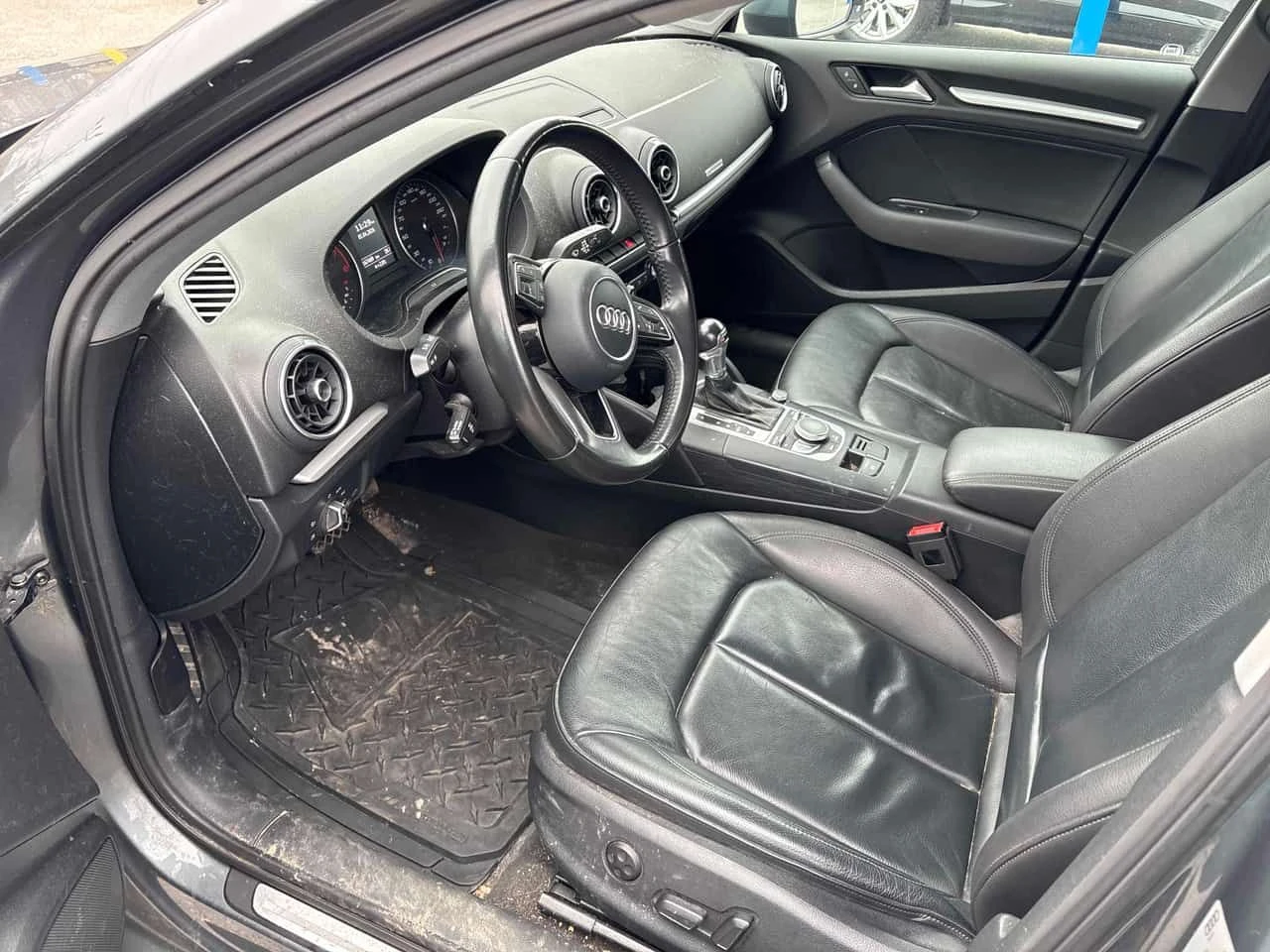 Audi A3 2.0T Komfort /CAMERA/ПОДГРЕВИ , снимка 5 - Автомобили и джипове - 54079100