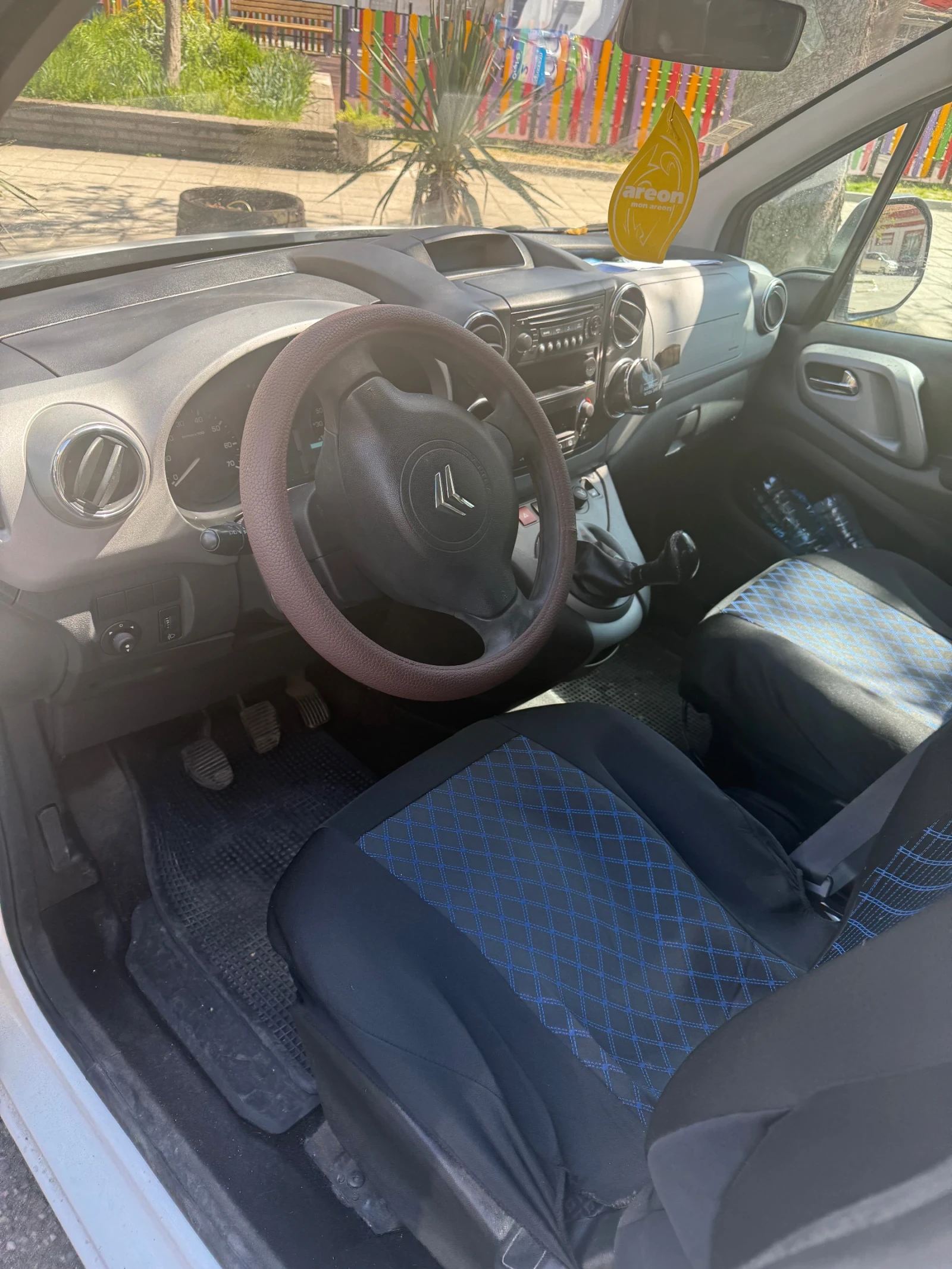 Citroen Berlingo, снимка 9 - Автомобили и джипове - 54172846