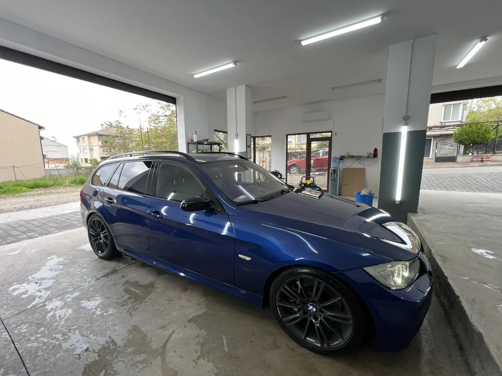 BMW 330, снимка 4 - Автомобили и джипове - 54272930