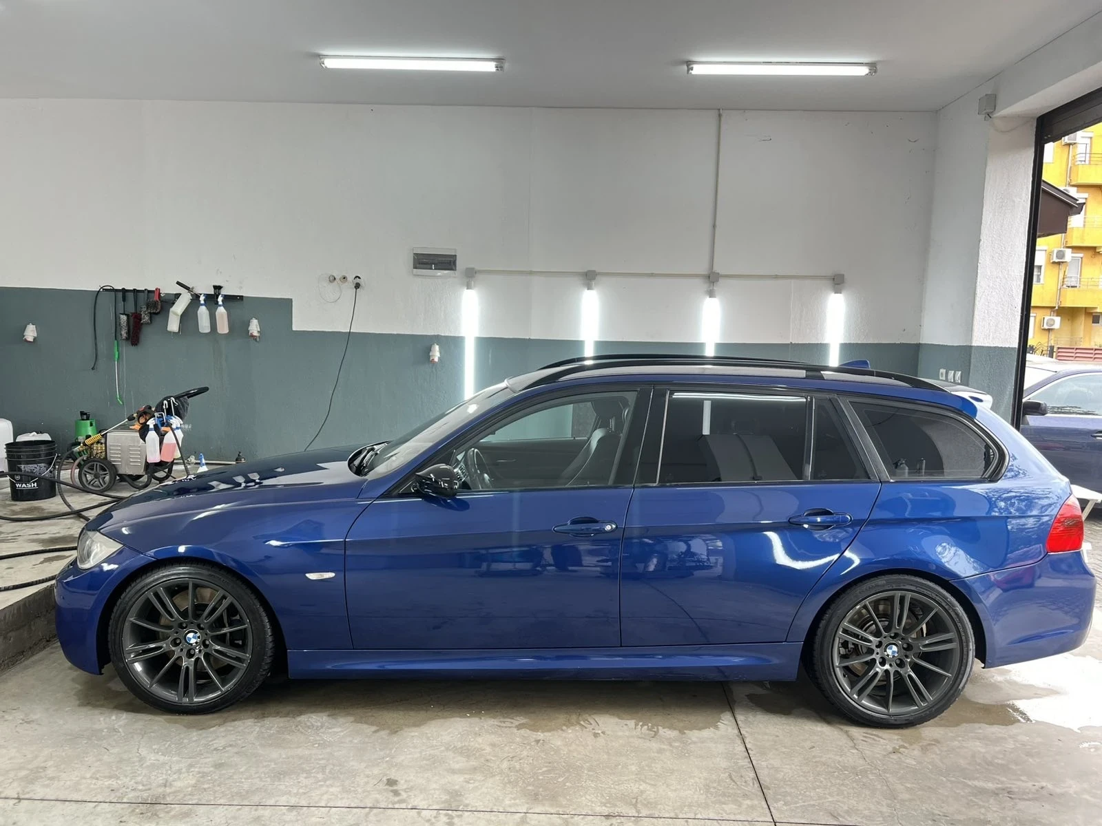 BMW 330, снимка 3 - Автомобили и джипове - 54272930