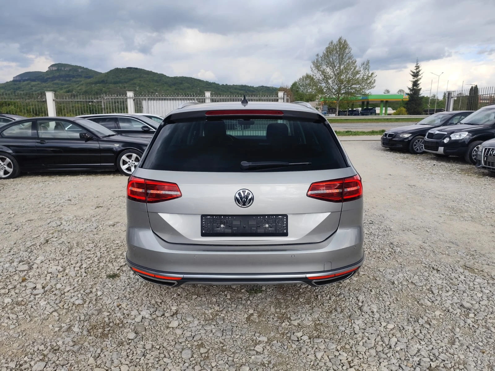 VW Passat Alltrack 2.0 дизел, снимка 6 - Автомобили и джипове - 54428443