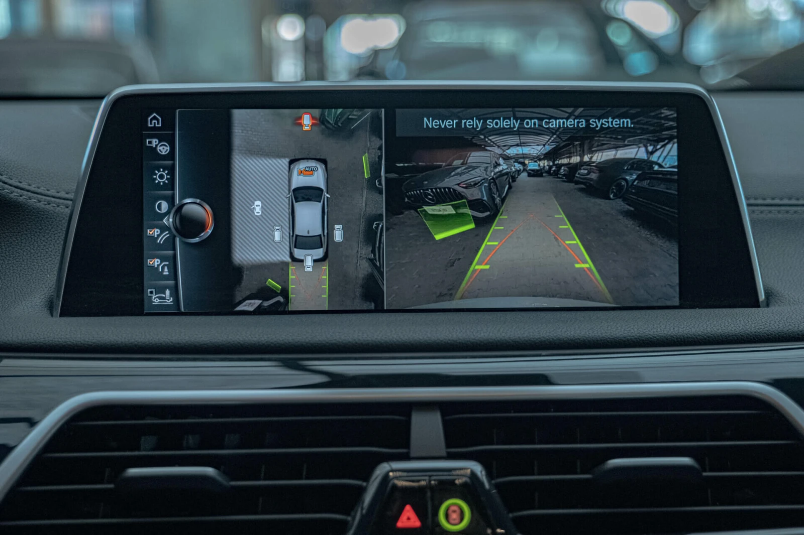 BMW 740 d/xDrive/Individual/Soft Close/Massage/Камера 360/, снимка 16 - Автомобили и джипове - 54454833