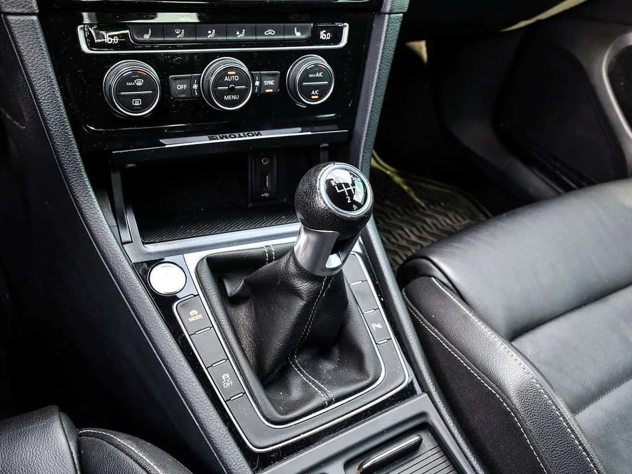 VW Golf GOLF R | AWD/���������/����������� | Mobile.bg � ����������� 13
