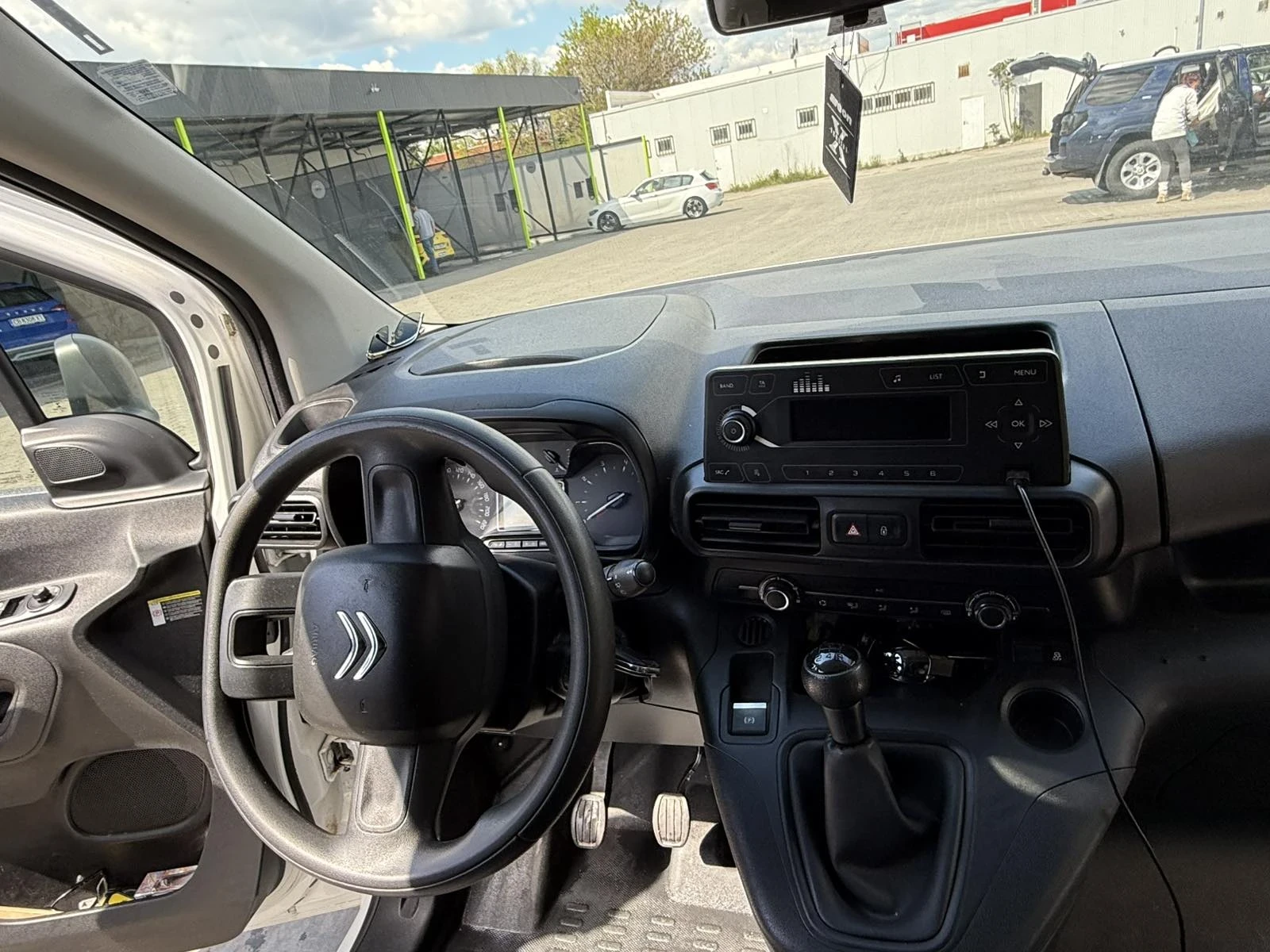 Citroen Berlingo, снимка 2 - Автомобили и джипове - 54888857