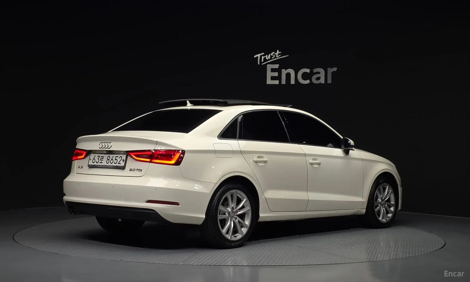 Audi A3 8V* DYNAMIC* TEXNOTEST* TOP* 64000KM!!!, снимка 2 - Автомобили и джипове - 55196880