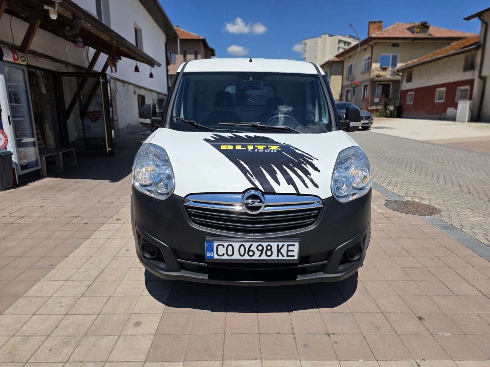 Opel Combo Нов внос Швейцария , снимка 2 - Автомобили и джипове - 55438795