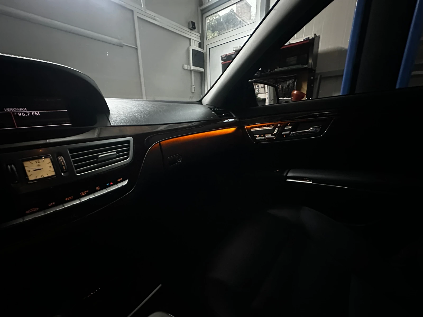 Mercedes-Benz S 450 Benzin-Gaz, снимка 14 - Автомобили и джипове - 55508645