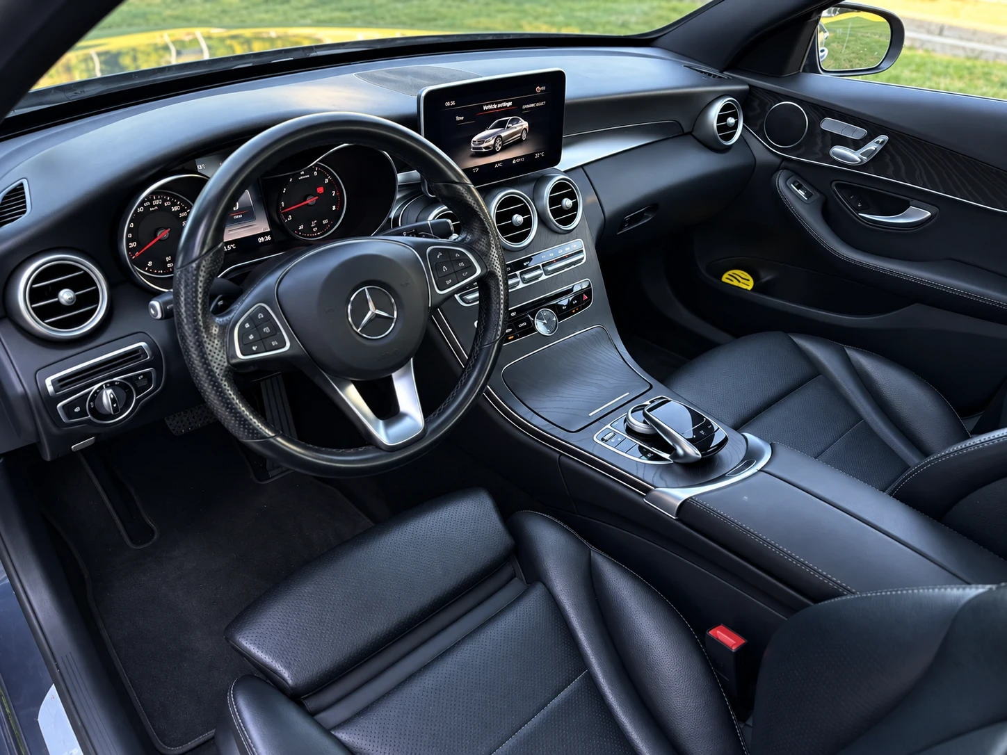 Mercedes-Benz C 300, снимка 11 - Автомобили и джипове - 55982576