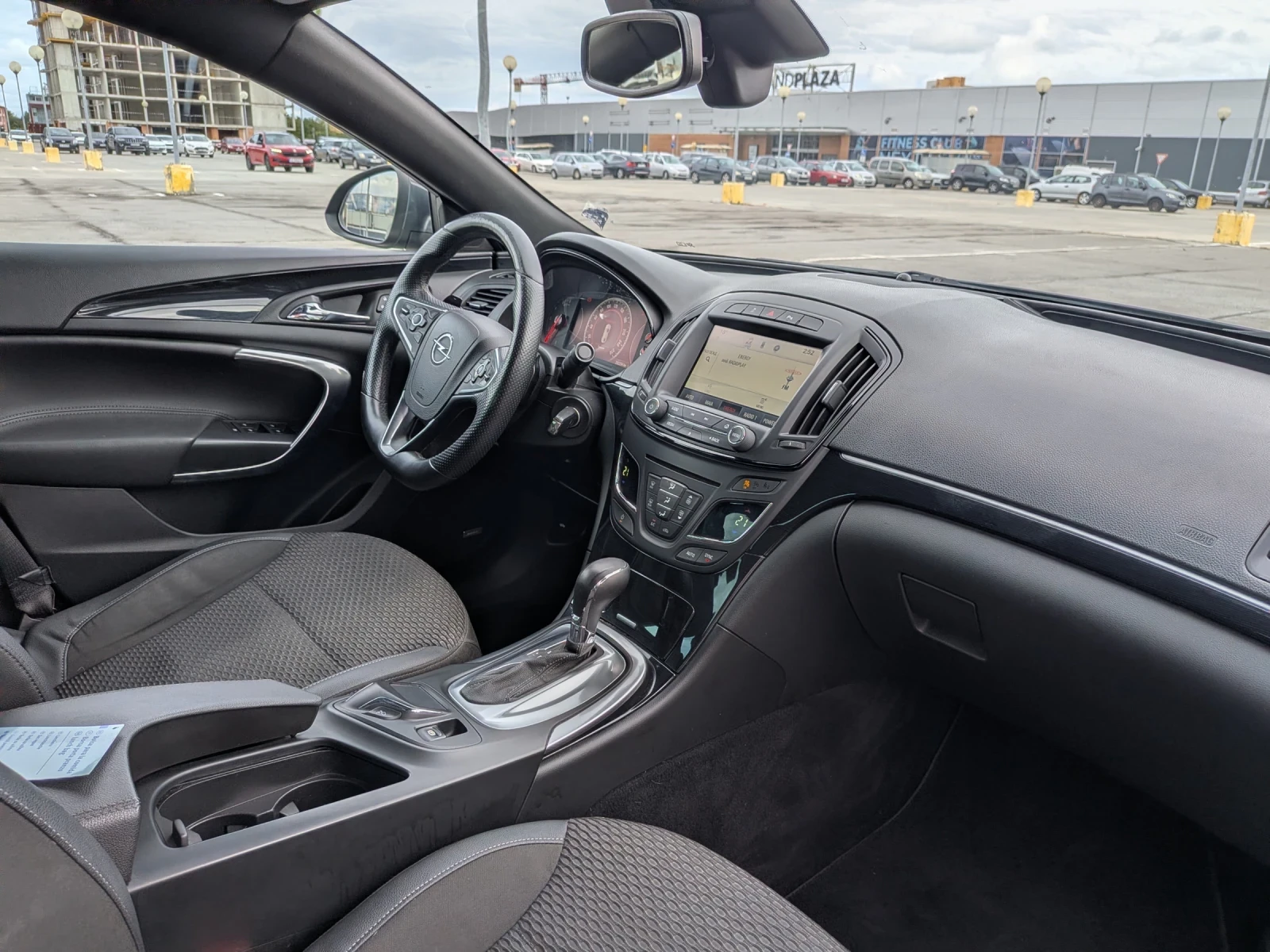 Opel Insignia 2.0 CDTI 163hp от България, снимка 12 - Автомобили и джипове - 56238285
