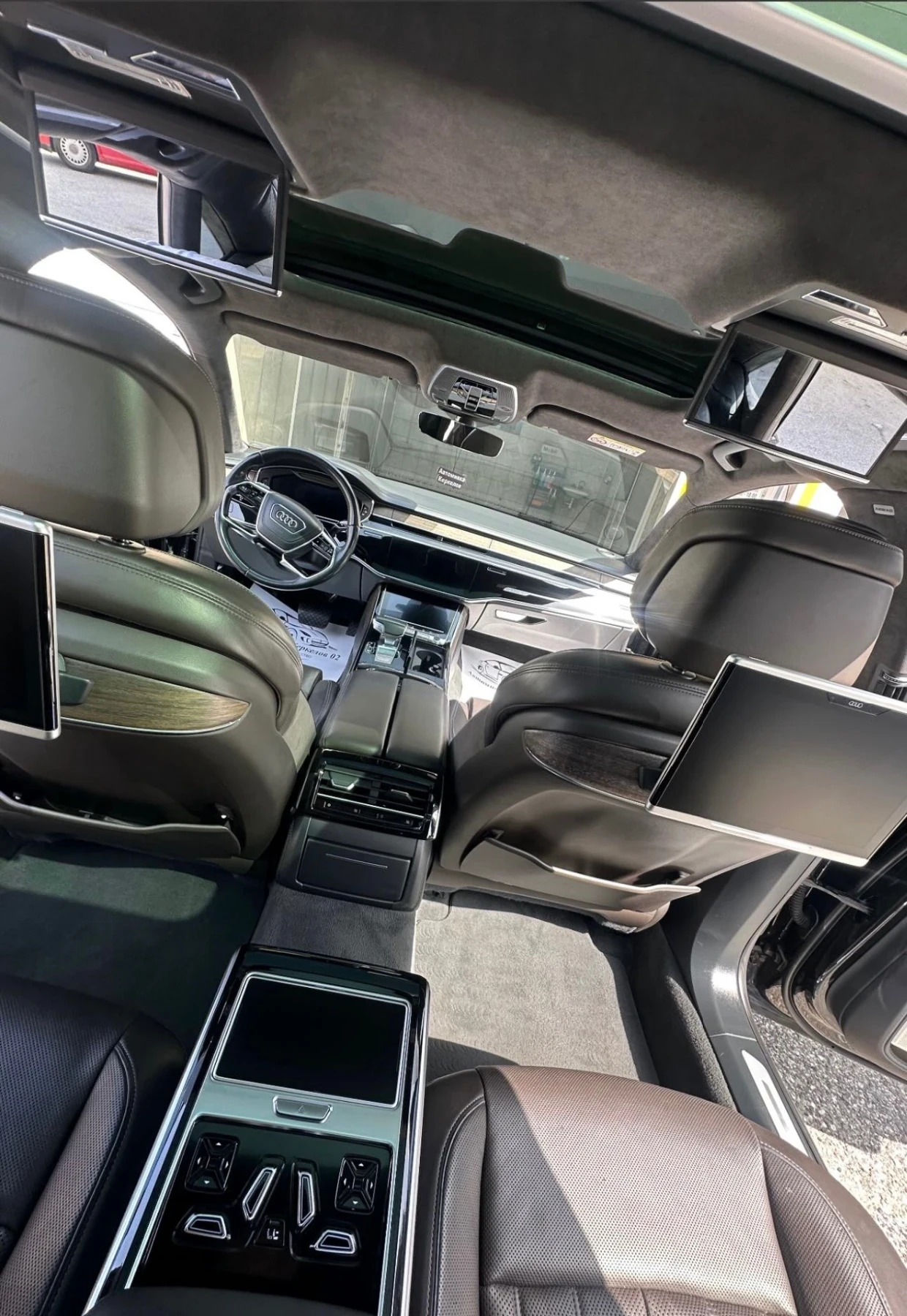 Audi A8 5.0TDI LONG B&O 3xTV, снимка 10 - Автомобили и джипове - 56343036