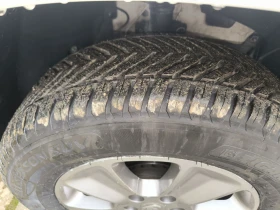 Dacia Duster Автоматик  - 9900 € / 19362.72 лв. - 75174117 12