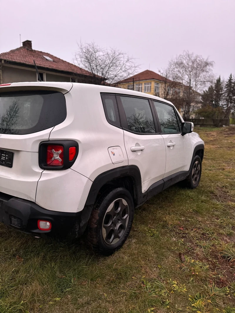 Jeep Renegade 2.0 MJET4x4, снимка 4 - Автомобили и джипове - 48263428