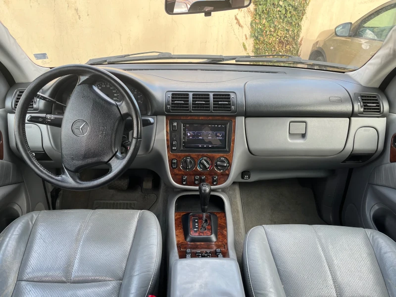 Mercedes-Benz ML 270, снимка 7 - Автомобили и джипове - 48549013