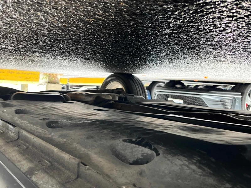 VW Tiguan * Wolfsburg Edition * CARFAX * БЕЗ ПЪРВОНАЧАЛНА ВН, снимка 10 - Автомобили и джипове - 53025912