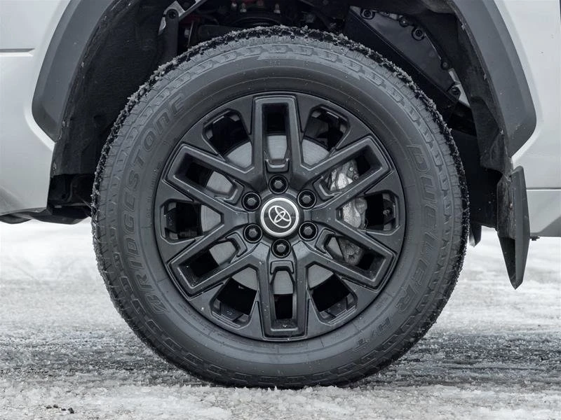 Toyota Tundra CREWMAX* LIMITED* HEAT&VENT* * PANO - изображение 4