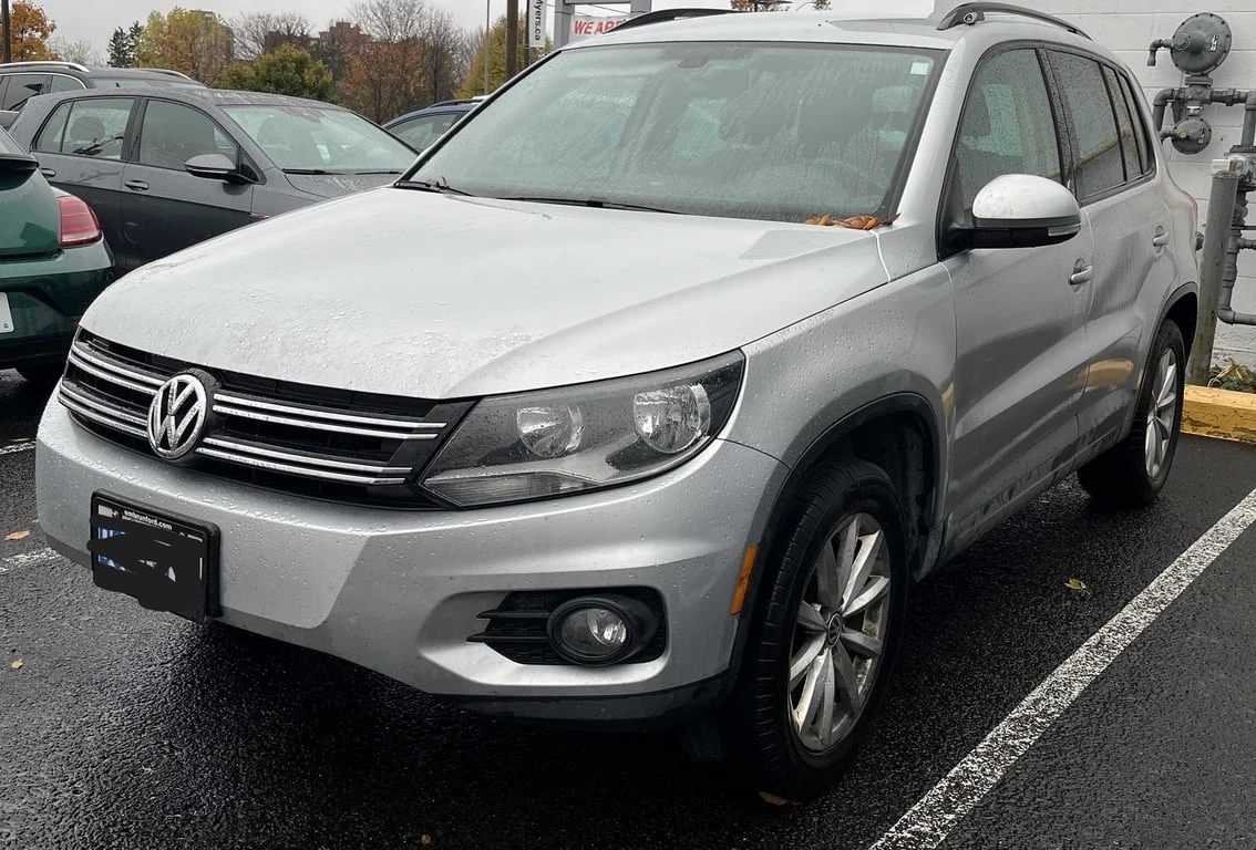 VW Tiguan * Wolfsburg Edition * CARFAX * БЕЗ ПЪРВОНАЧАЛНА ВН, снимка 1