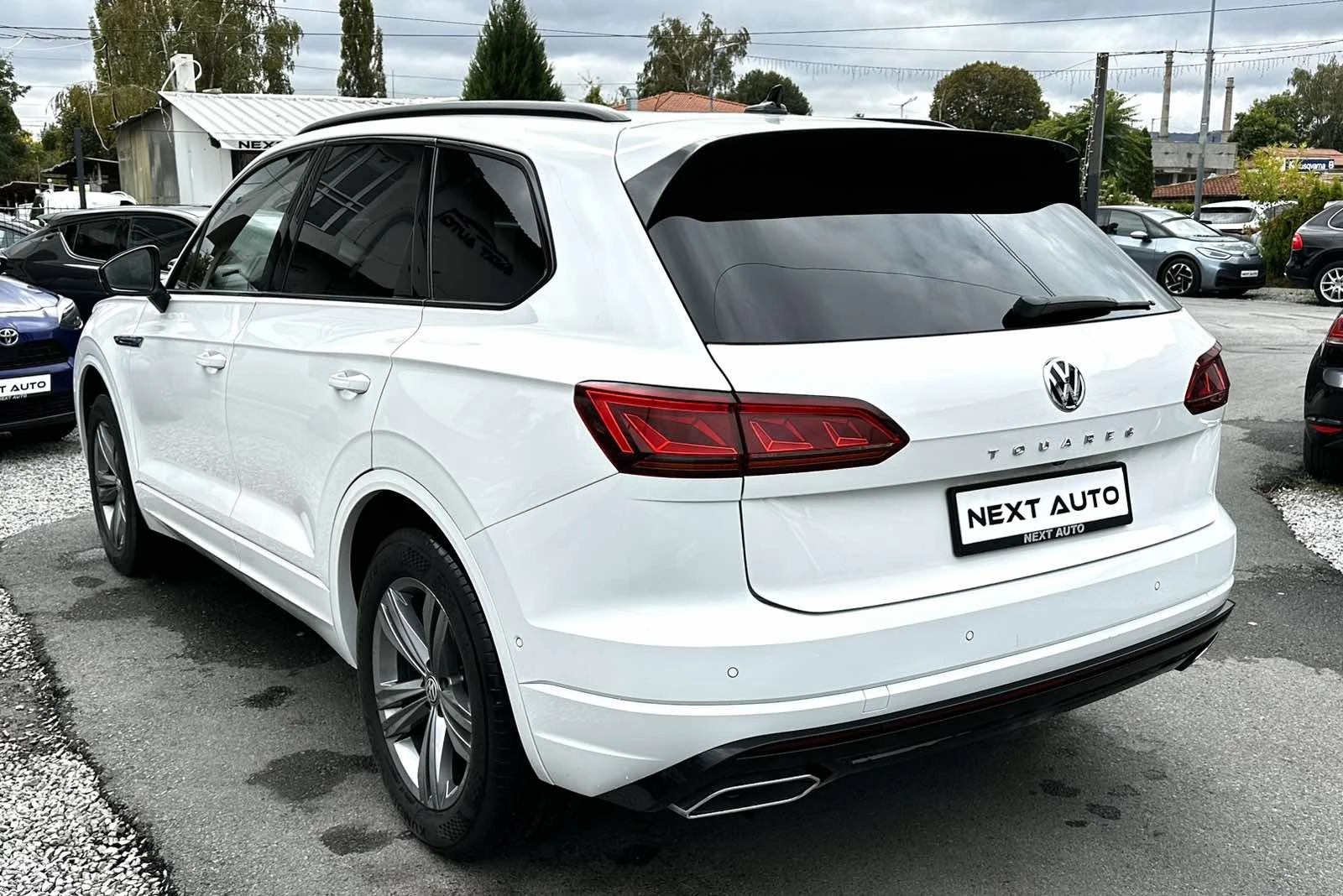 VW Touareg 3.0TDI 286HP R-LINE PANO CAMERA - изображение 7