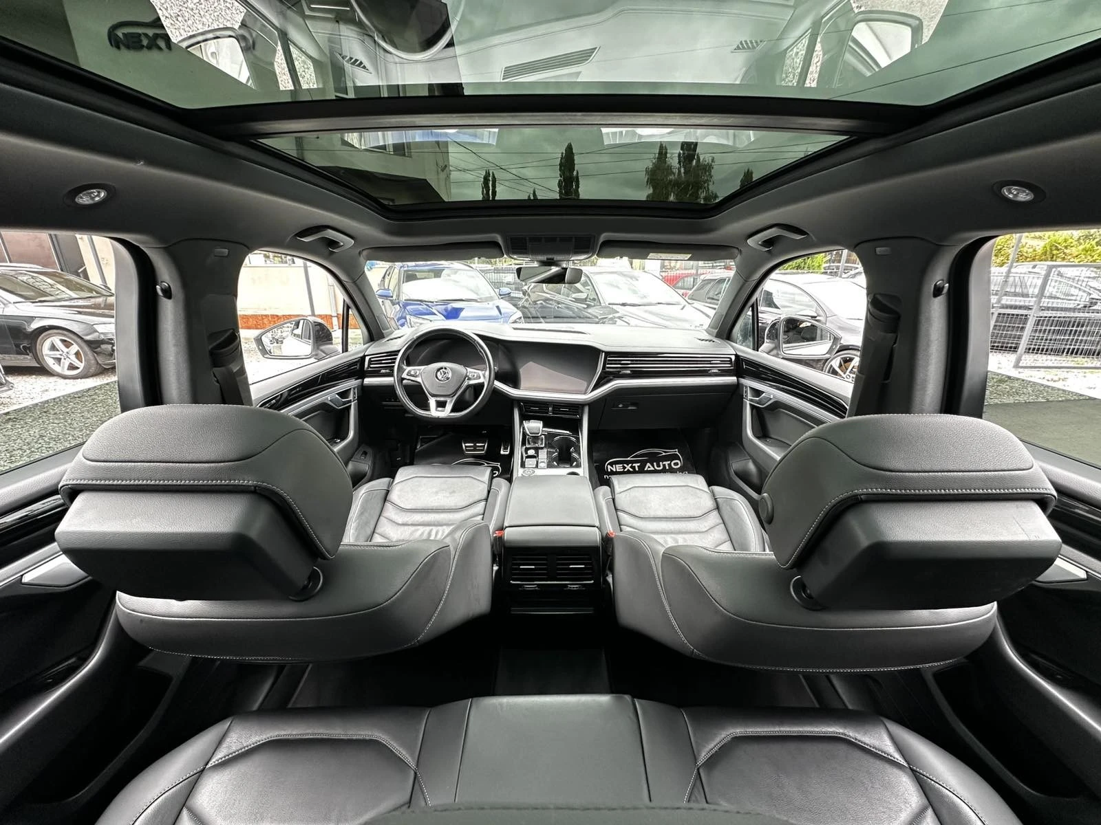 VW Touareg 3.0TDI 286HP R-LINE PANO CAMERA - изображение 9
