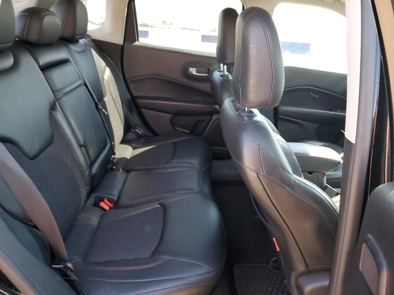 Jeep Compass 2.4l Trailhawk, снимка 10 - Автомобили и джипове - 53987430