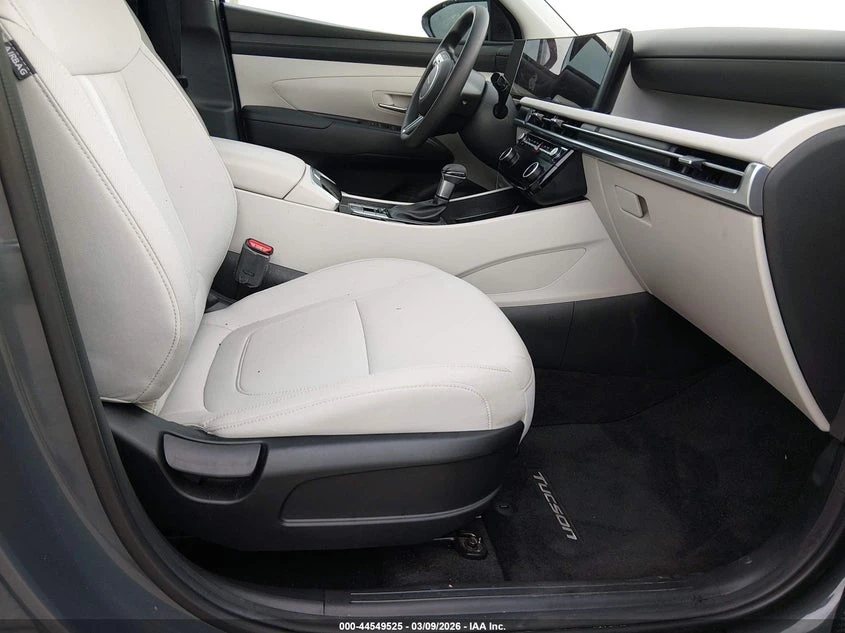 Hyundai Tucson 2.5l Sel, снимка 5 - Автомобили и джипове - 54572532