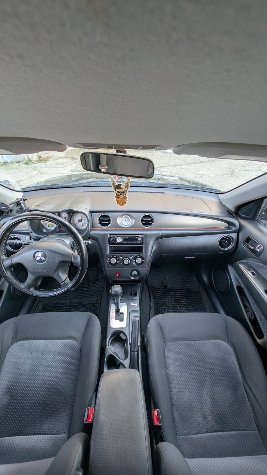 Mitsubishi Outlander, снимка 12 - Автомобили и джипове - 55425276