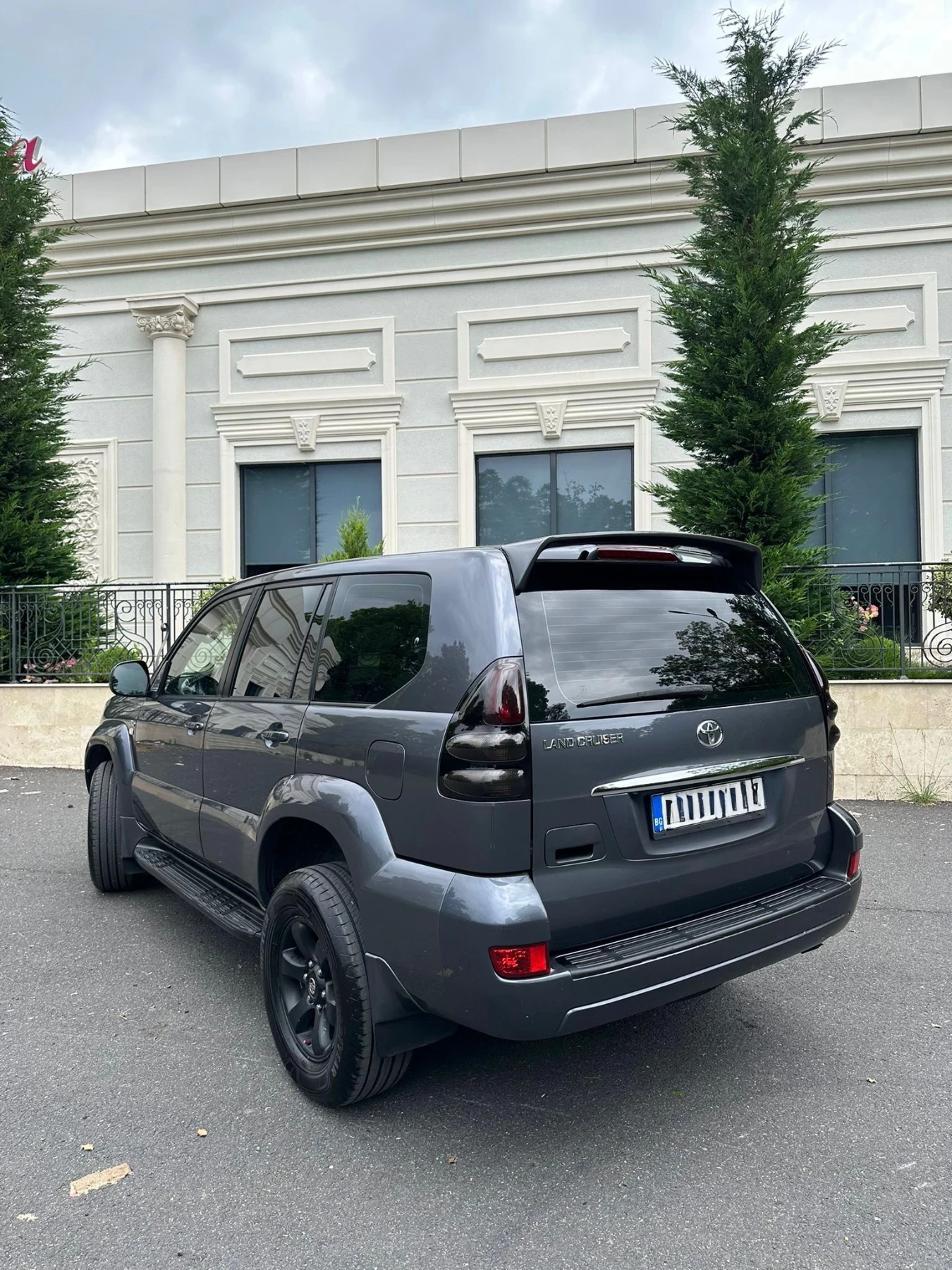 Toyota Land cruiser Land cruiser 7 местна SUV, снимка 5 - Автомобили и джипове - 55816710