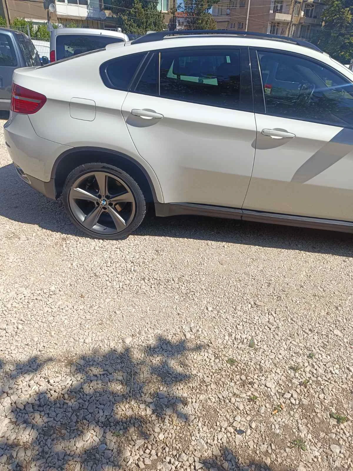 BMW X6 50i * 360 * Harman Kardon * (НАЛИЧНА В БГ), снимка 4 - Автомобили и джипове - 56181092
