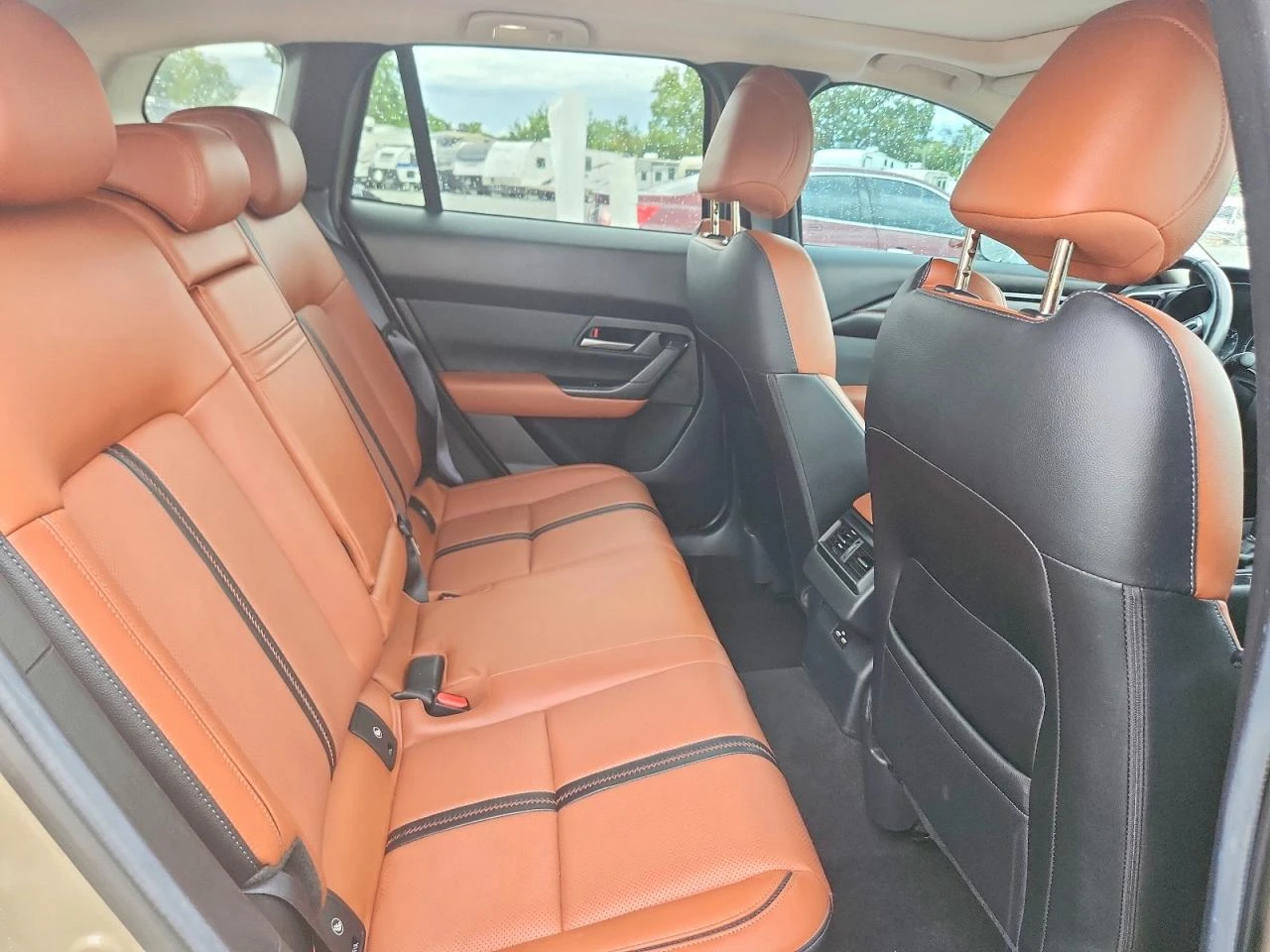 Mazda CX-50 2.5l Premium, снимка 11 - Автомобили и джипове - 56511600