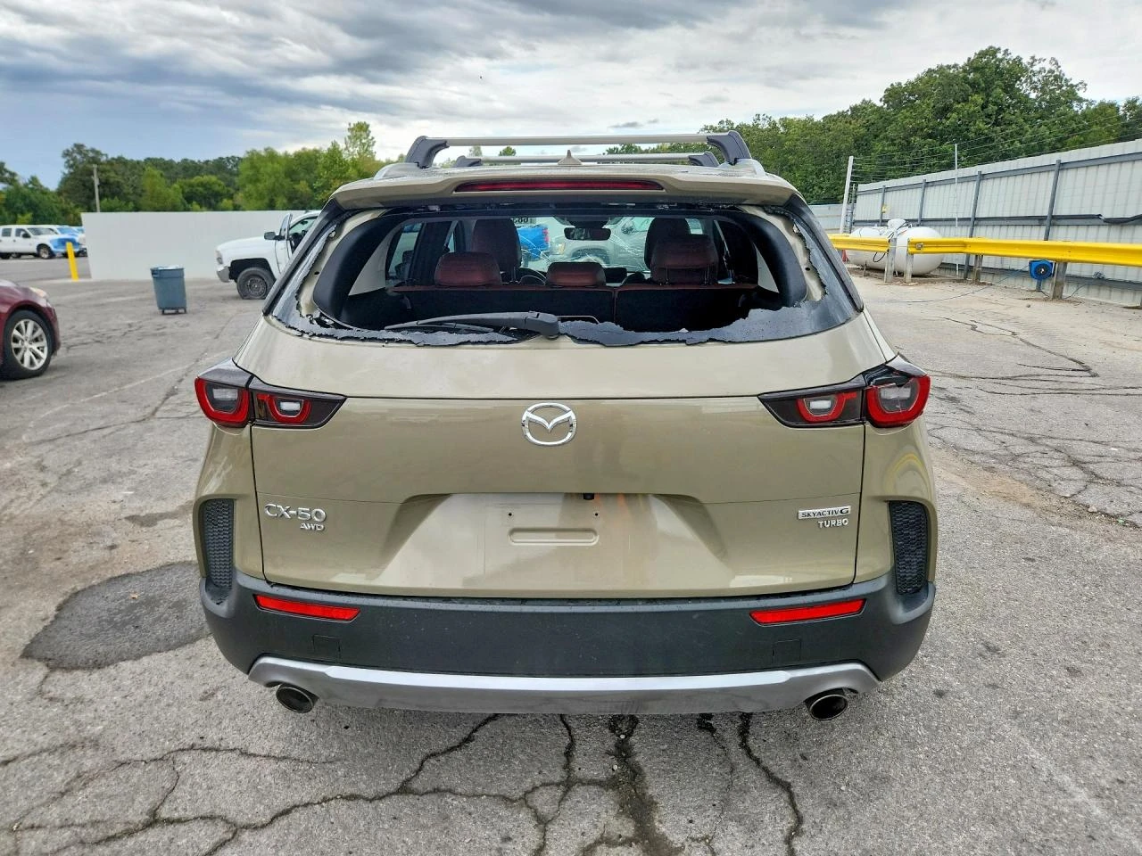 Mazda CX-50 2.5l Premium, снимка 6 - Автомобили и джипове - 56511600