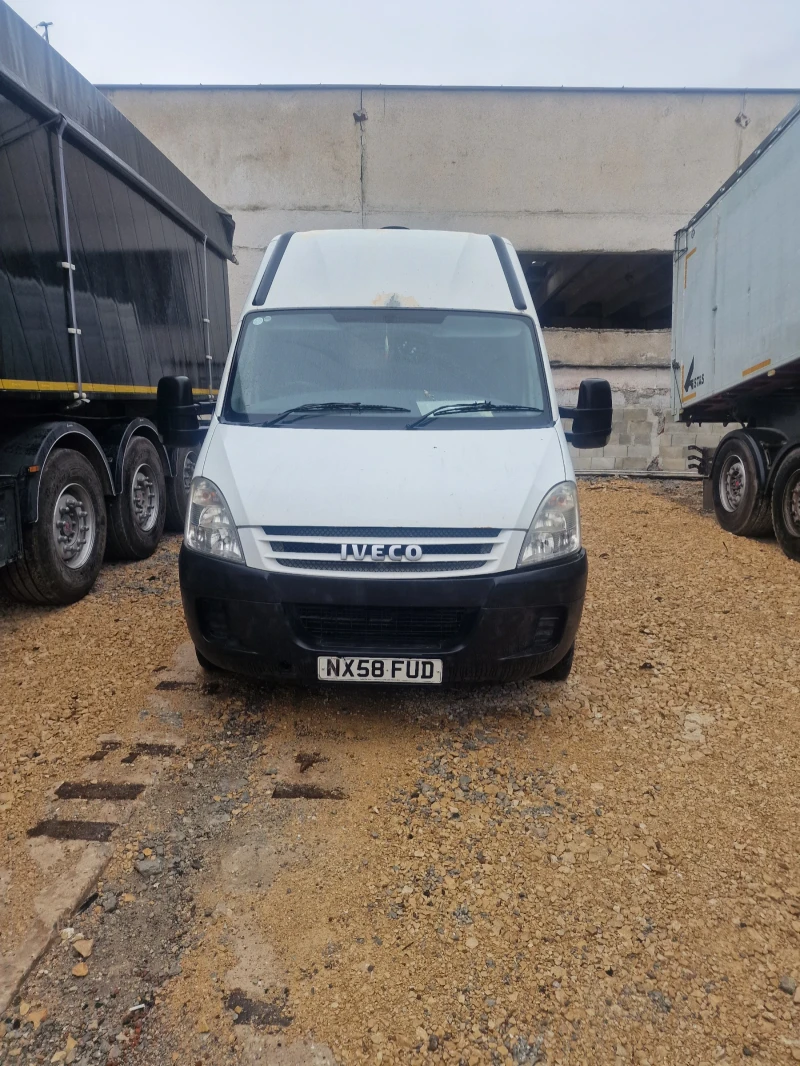 Iveco Daily, снимка 1 - Бусове и автобуси - 48354358