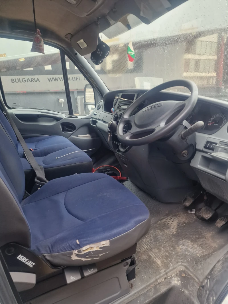 Iveco Daily, снимка 5 - Бусове и автобуси - 48354358