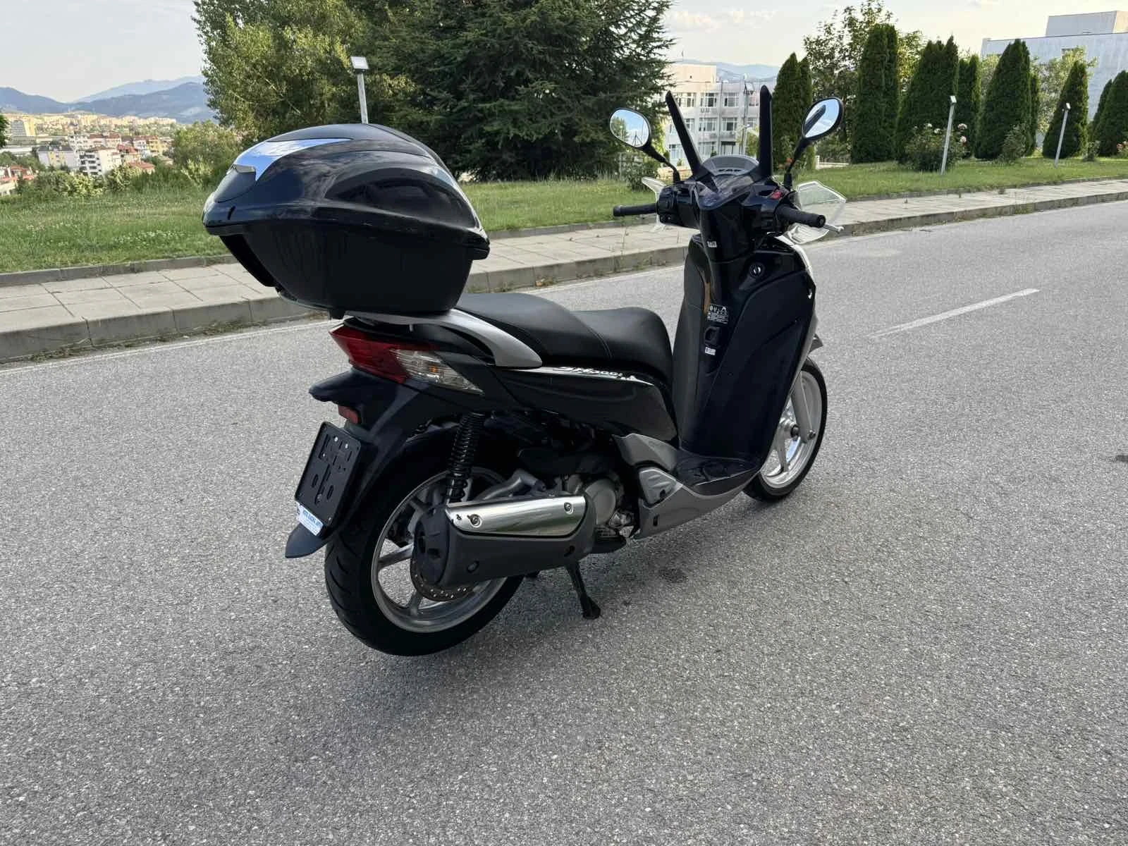 Honda Sh Sh 300i, снимка 5 - Мотоциклети и мототехника - 55746542