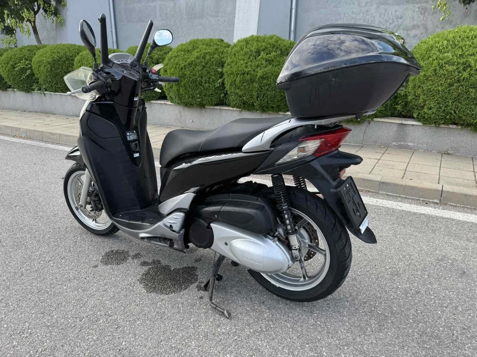 Honda Sh Sh 300i, снимка 4 - Мотоциклети и мототехника - 55746542