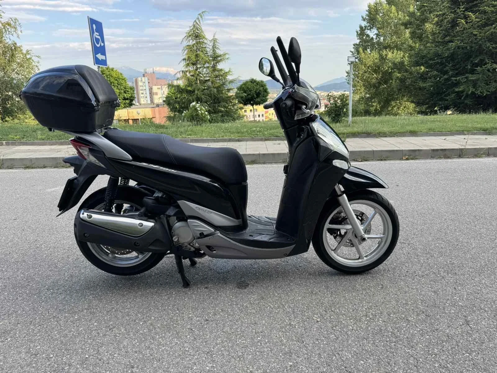 Honda Sh Sh 300i, снимка 6 - Мотоциклети и мототехника - 55746542
