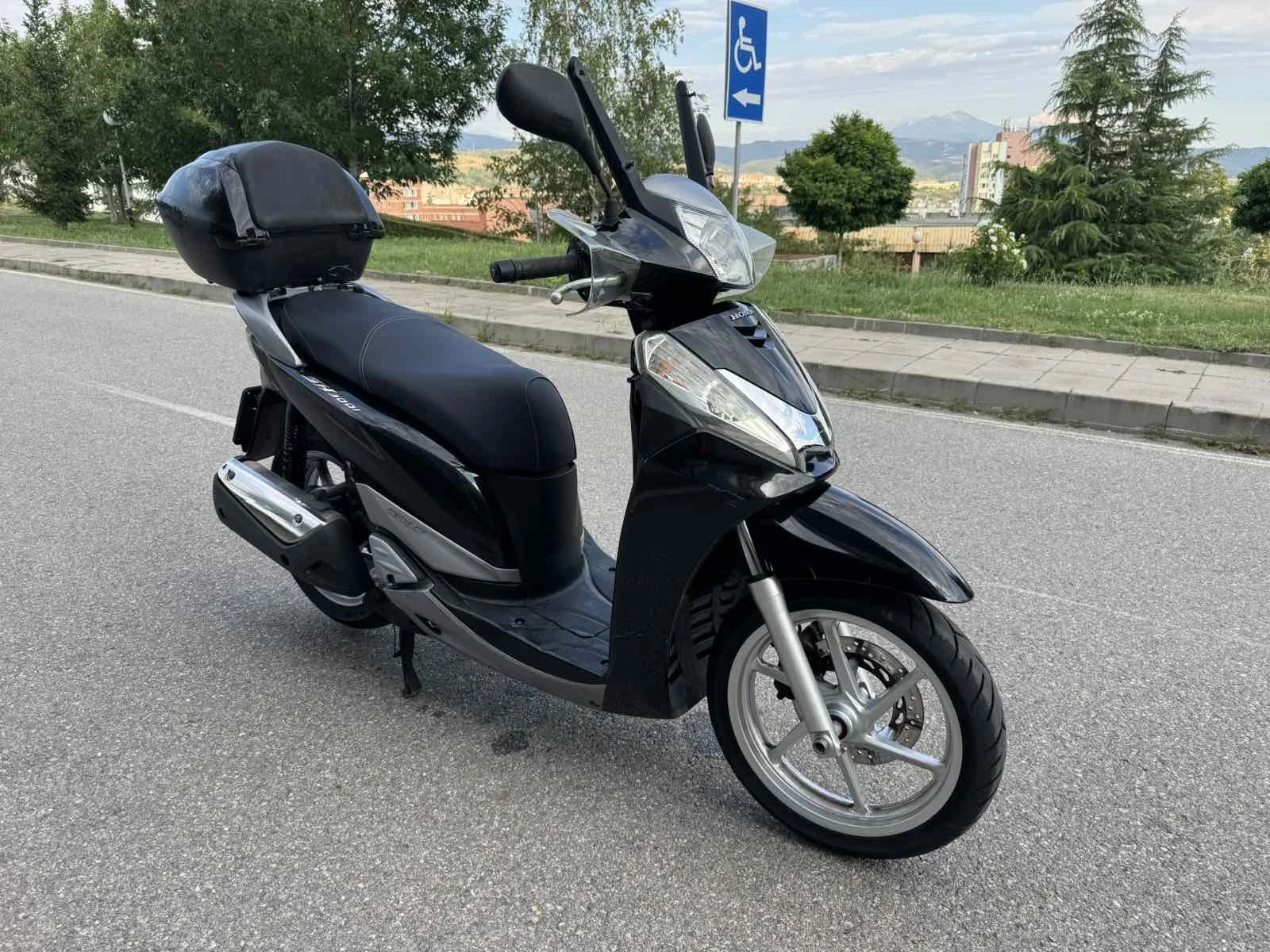 Honda Sh Sh 300i, снимка 2 - Мотоциклети и мототехника - 55746542