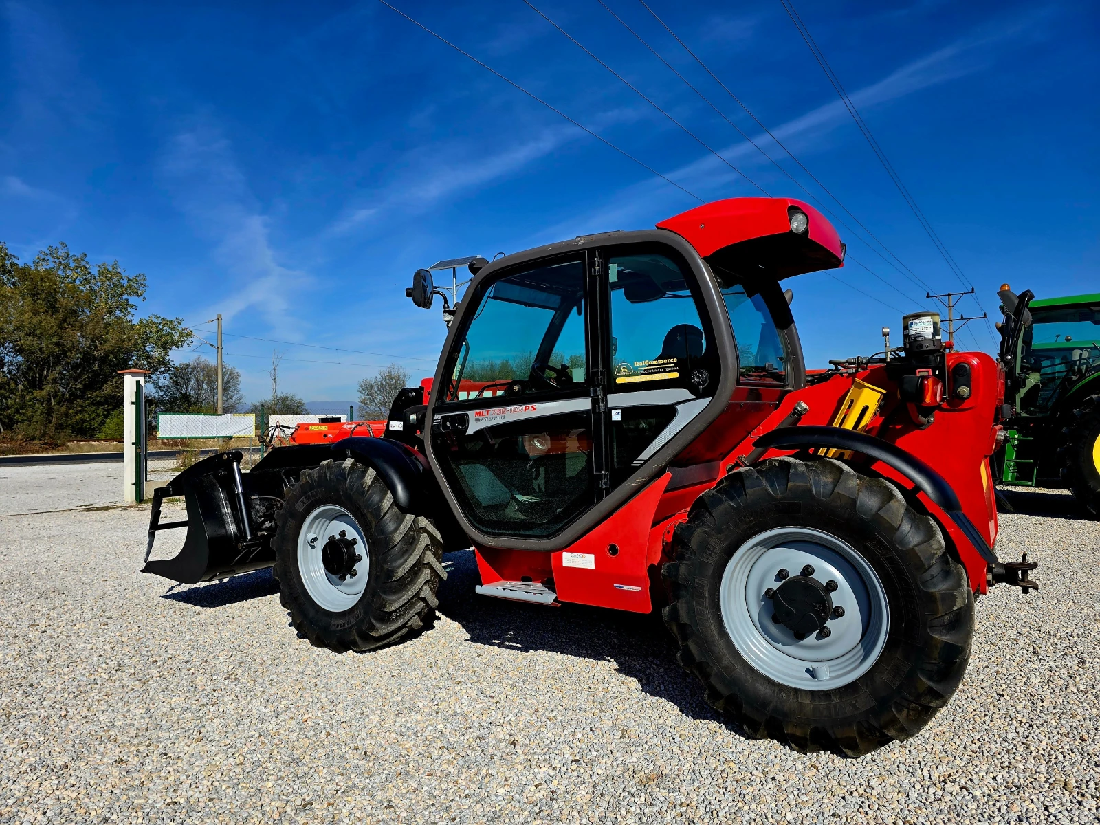 Телескопичен товарач Manitou MLT 735-120 PS-PREMIUM - изображение 9