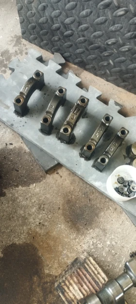 Колянов и разпределителен вал и др. Части за VW Caddy/Touran BSX 2.0 метан , снимка 2