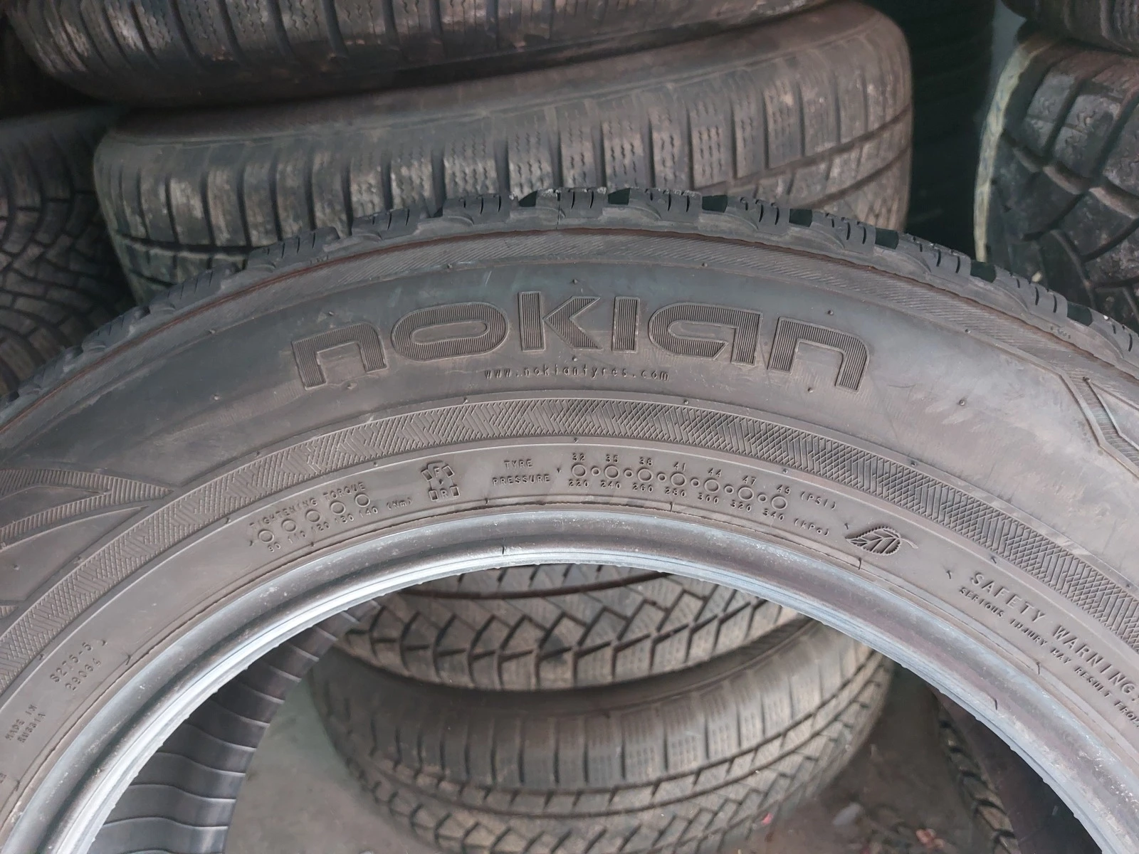 ���� 225/65R17 | Mobile.bg � ����������� 4