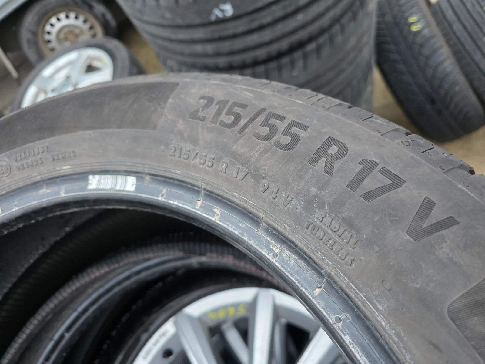 Гуми Летни 215/55R17, снимка 8 - Гуми и джанти - 55581496