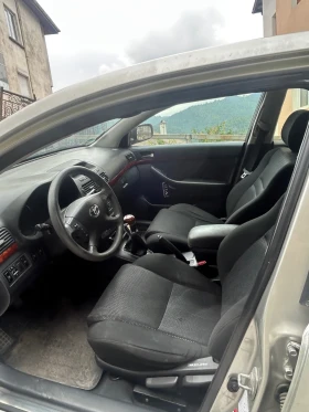 Toyota Avensis, снимка 6