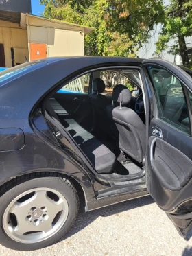 Mercedes-Benz C 200, снимка 4