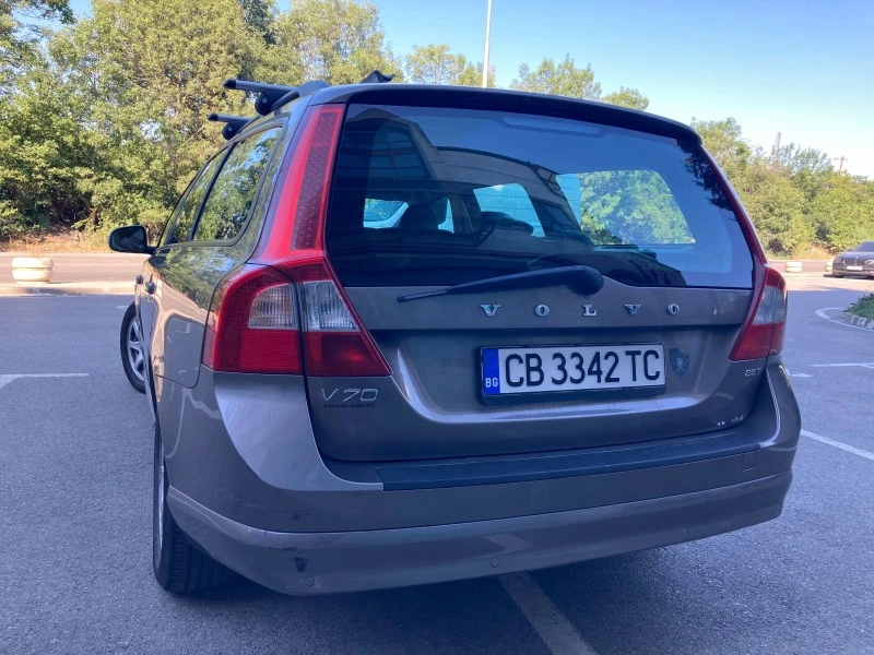 Volvo V70, снимка 3 - Автомобили и джипове - 48032562