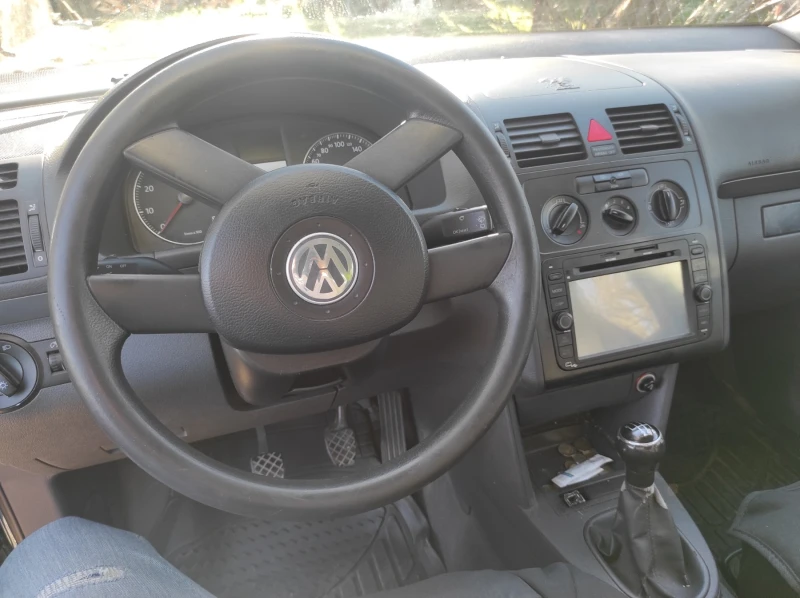 VW Touran 1, 6, снимка 10 - Автомобили и джипове - 47921361