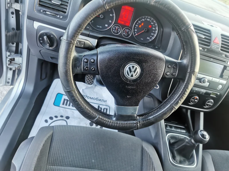 VW Golf Комби, снимка 2 - Автомобили и джипове - 48909573