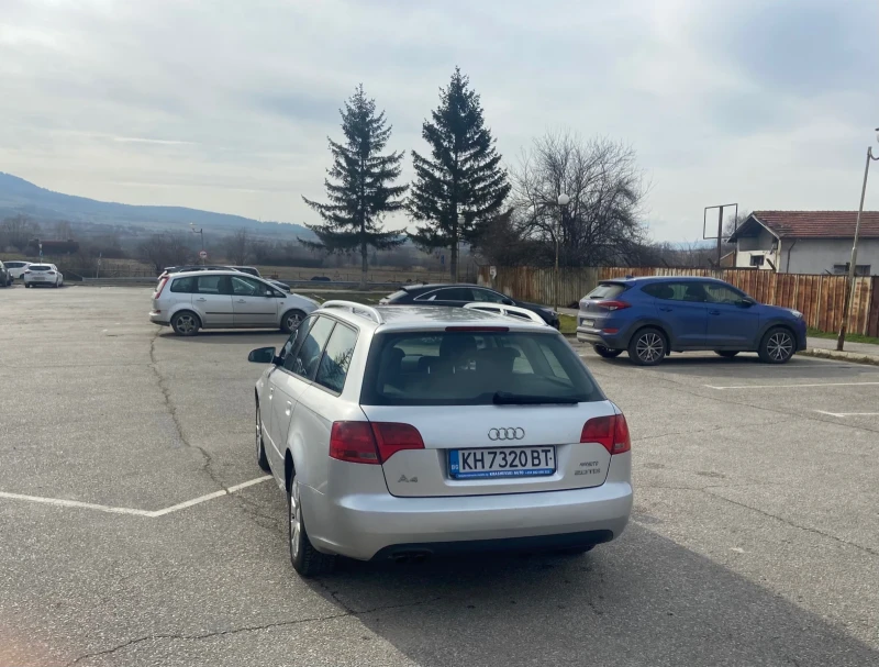 Audi A4 2.0TDI, снимка 11 - Автомобили и джипове - 48974627