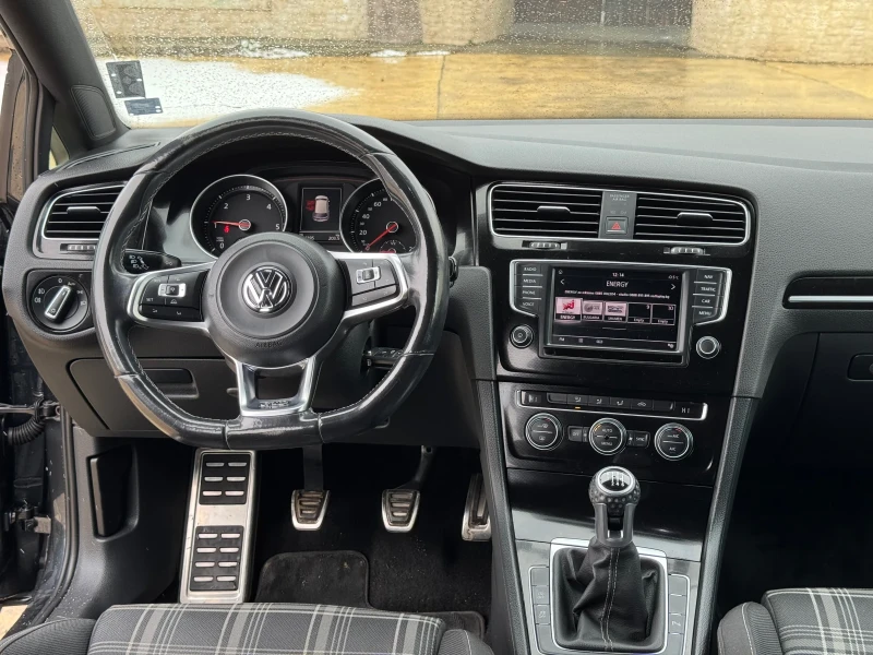 VW Golf 2.0 GTD, снимка 8 - Автомобили и джипове - 49152706