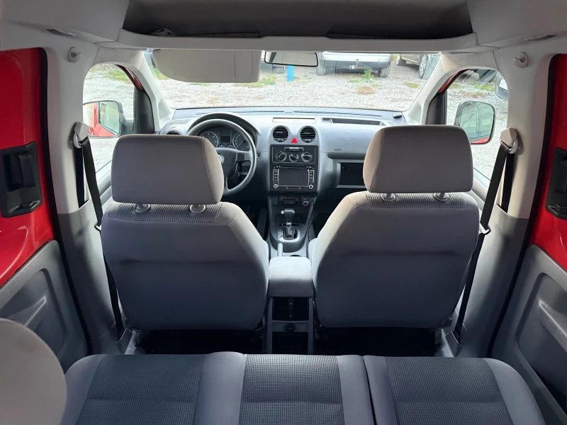 VW Caddy 1.9TDI АВТОМАТ, снимка 8 - Автомобили и джипове - 52230756