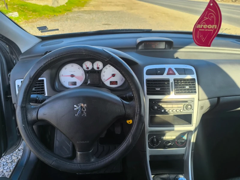 Peugeot 307 1.6 90 к.с., снимка 11 - Автомобили и джипове - 52797220