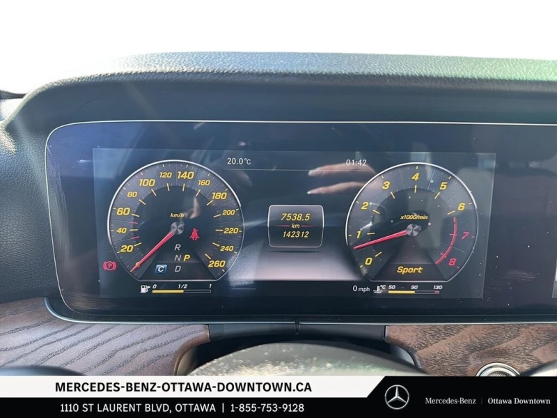 Mercedes-Benz E 400 * 4MATIC Sedan * CARFAX * ЦЕНА ДО БГ, снимка 11 - Автомобили и джипове - 52817594