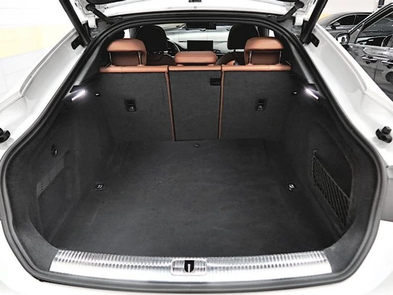 Audi A5 40 TDI Quattro Premium Sportback| 190к.с.| ВКЛ.ТЕХ, снимка 11 - Автомобили и джипове - 55119183